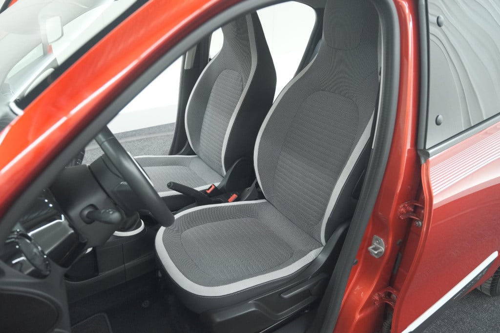 Renault Twingo sce 70 intens | parkeersensoren | cruise control | climate c