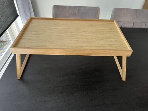 IKEA bedtafeltje