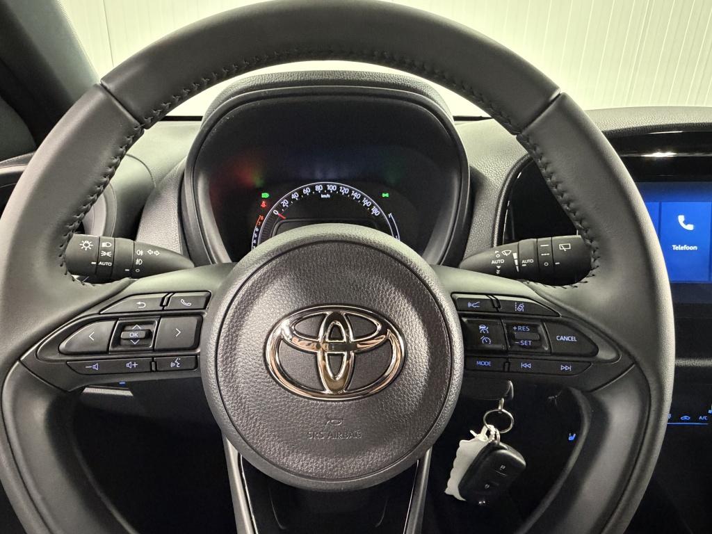 Toyota Aygo x 1.0 vvt-i s-cvt first| stoelverw.| carplay| led| lichtmetaal|