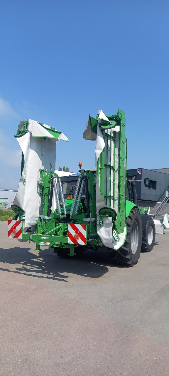 Samasz Trippel KDD 861 en Samasz KDF 301
