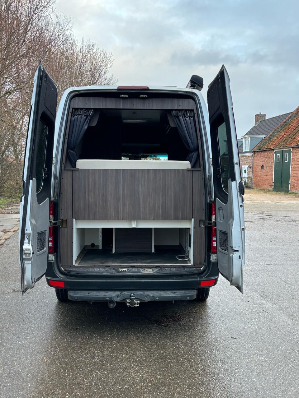 Camper mercedes sprinter 318 6 cylinder 240 pk