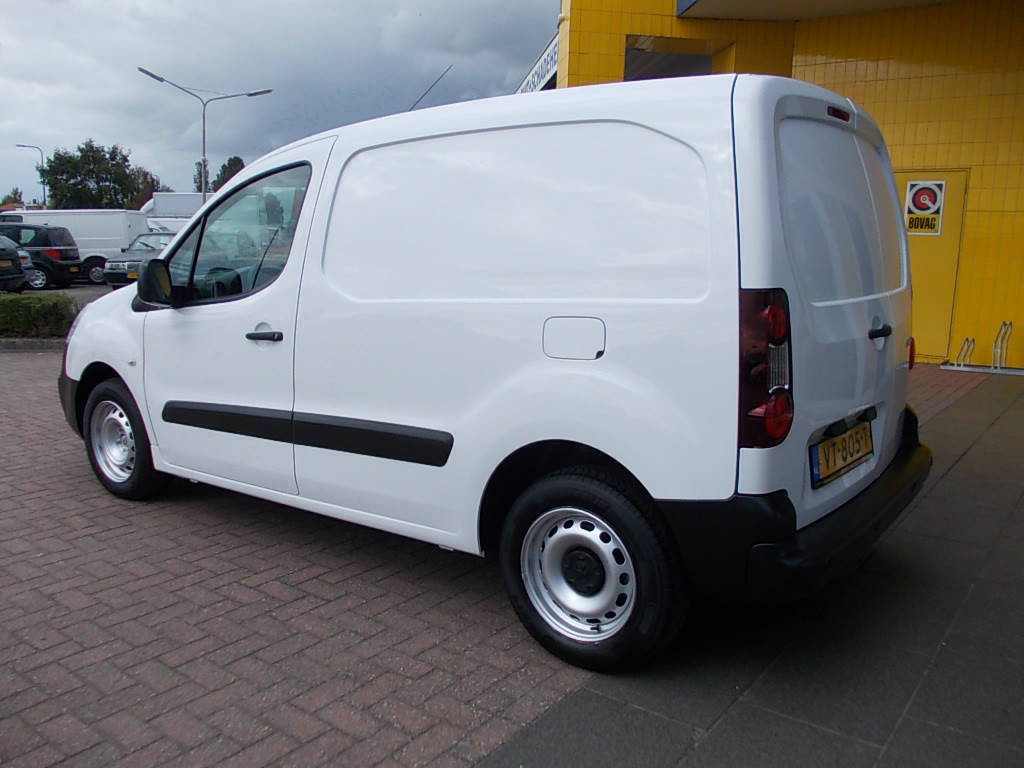 Peugeot Partner 1.6 hdi airco, cruise-contr., pdc, parrot