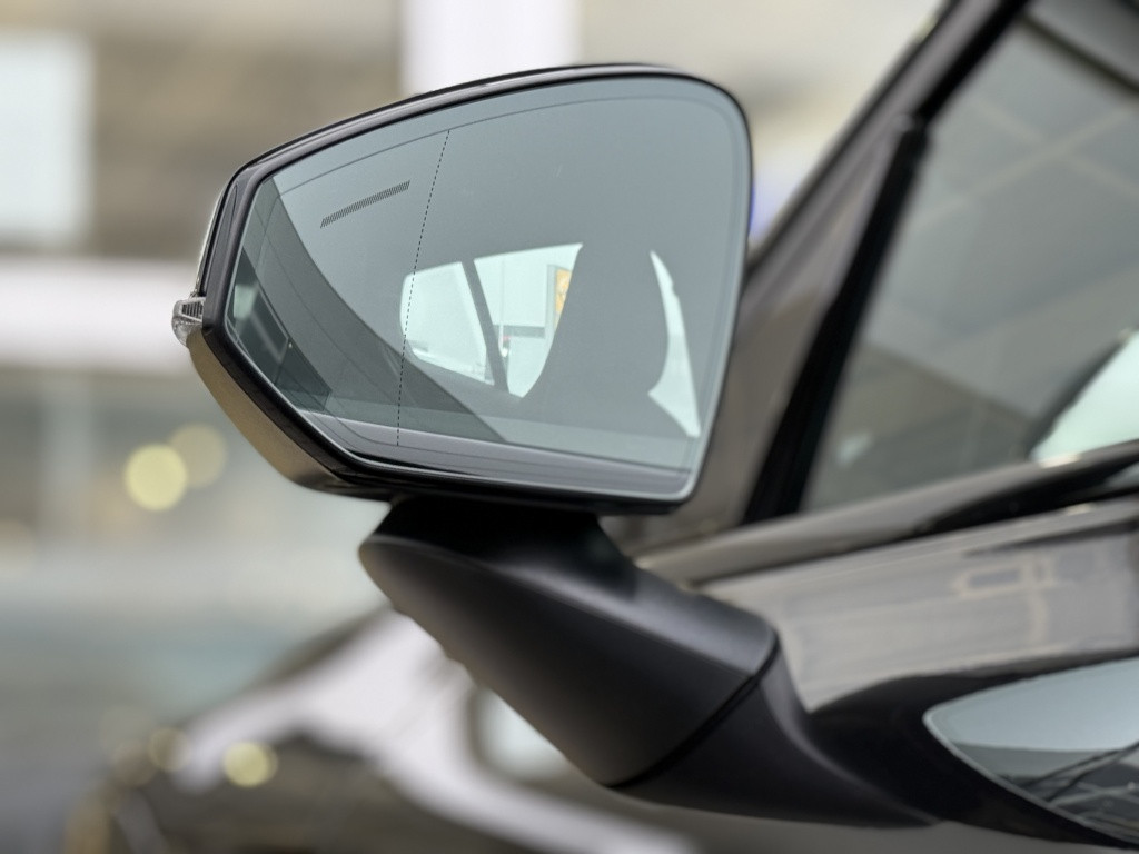 Volvo Ex30 nieuwprijs € 47.826 | extended range plus | climate | 20"