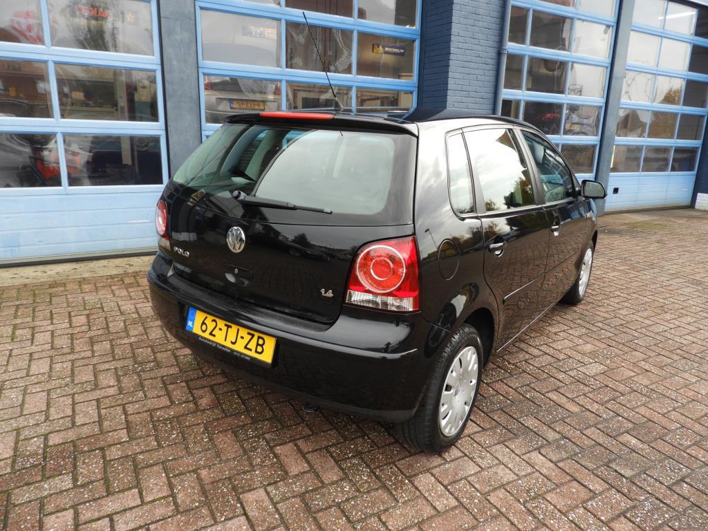 Volkswagen Polo 1.4-16v optive