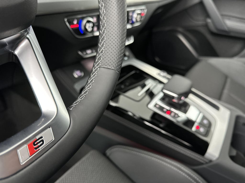 Audi Q5 50 tfsi e s edition competition