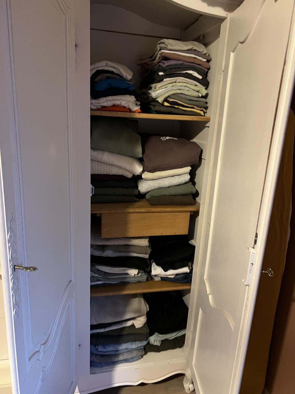 Queen ann vintage kledingkast