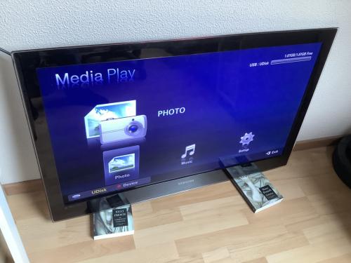 LCD tv van Samsung 40” type UE40B6000 geen smart tv. Met afstandsbediening