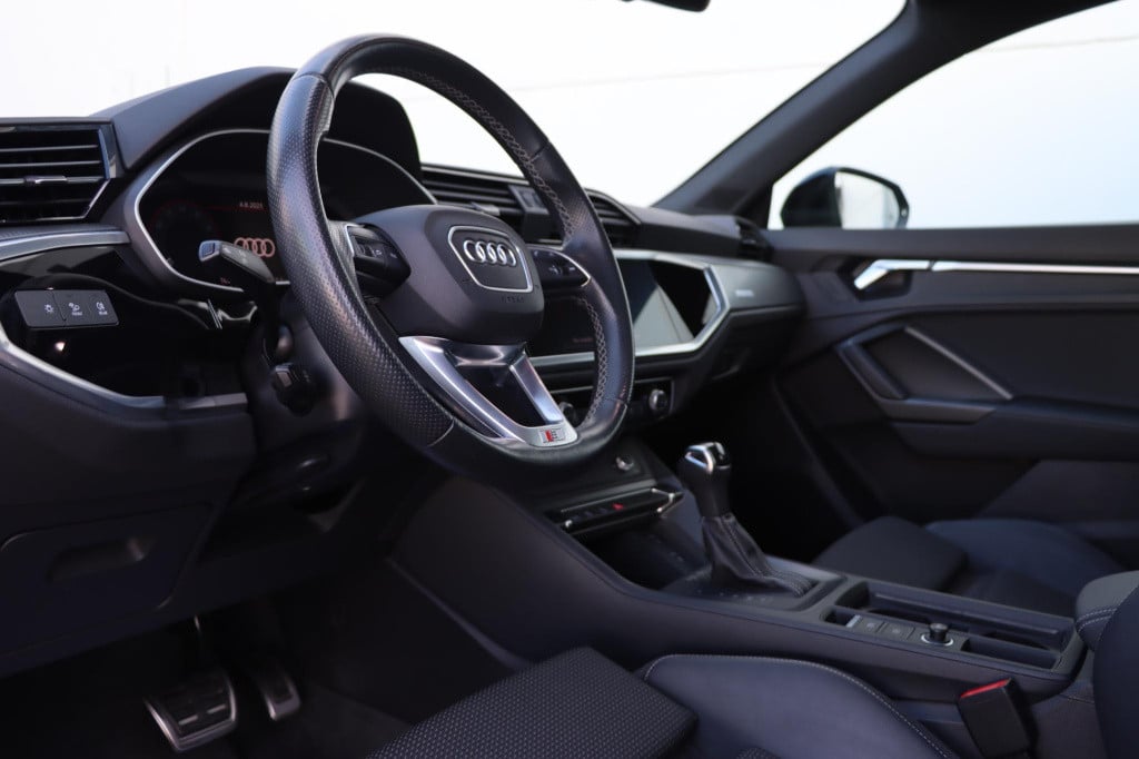 Audi Q3 sportback 35 tfsi s edition 150pk s-tronic