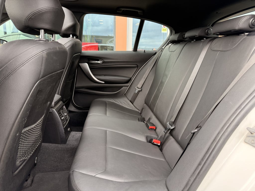 BMW 1 Serie 116i m sport edition | pano | stoelverwarming | leder | afn tre