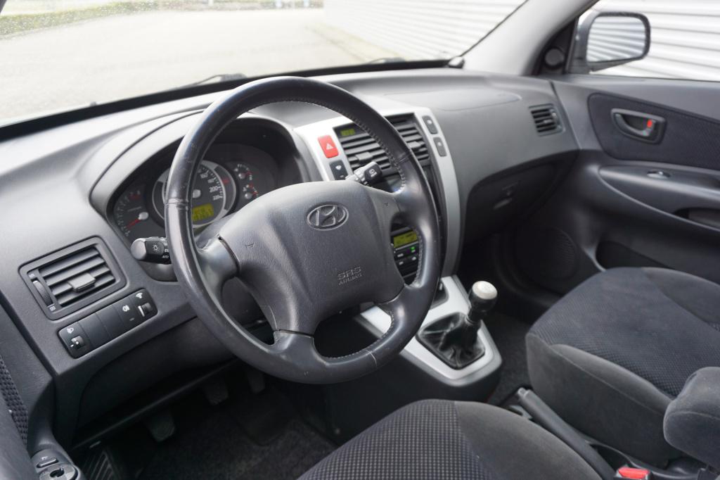 Hyundai Tucson 2.0i style executive climate / navi / cruise / elektr. ramen