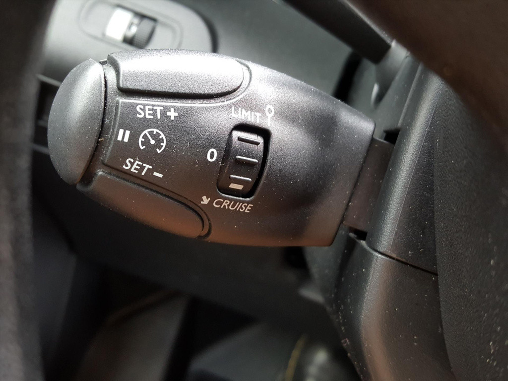 Peugeot Partner premium 1.5 bluehdi-130pk 650kg 3z(vol)automaat (eat8)| nav