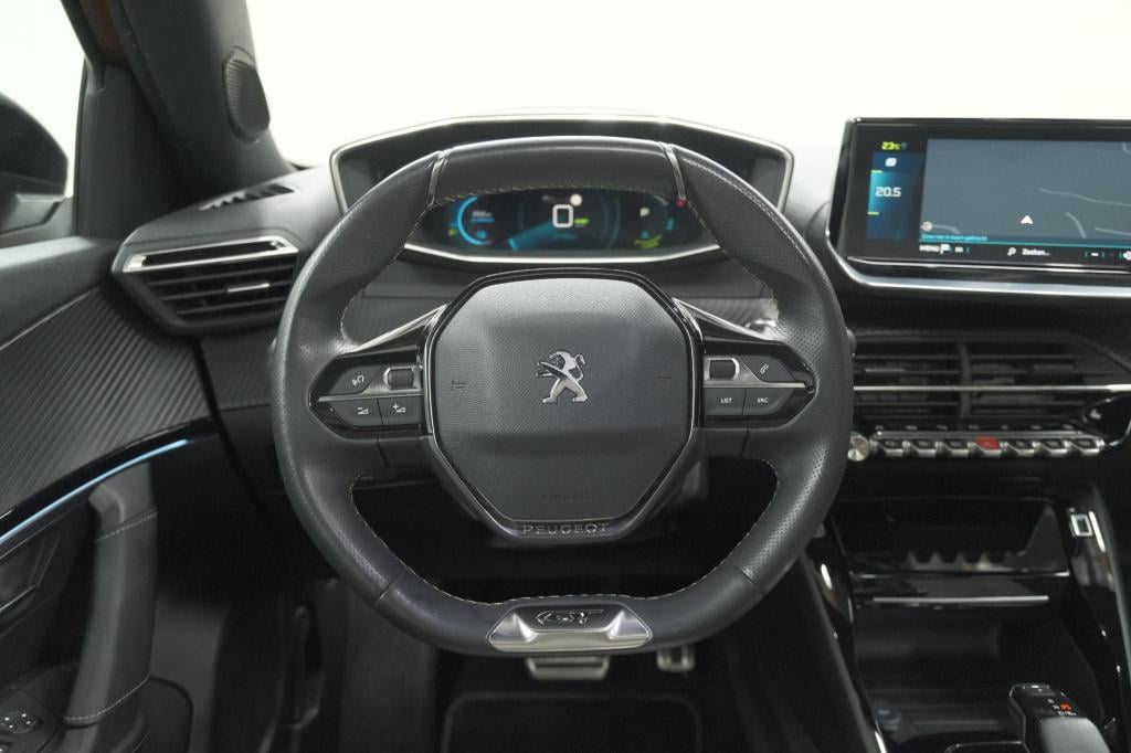 Peugeot E-2008 ev gt pack 50 kwh | 92,6% soh | panoramadak | adaptieve crui
