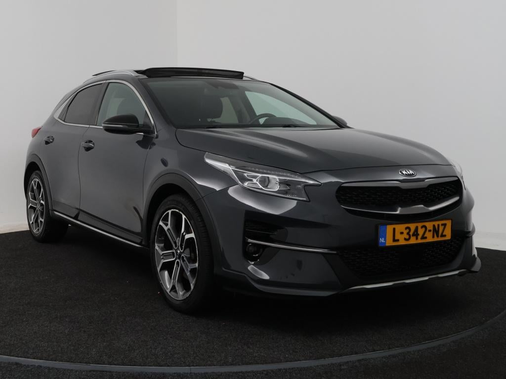 Kia Xceed 1.5 t-gdi mhev executiveline | trekhaak | schuifdak | jbl |