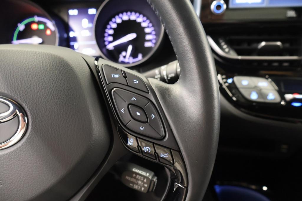 Toyota C-hr 2.0 hybrid bi-tone