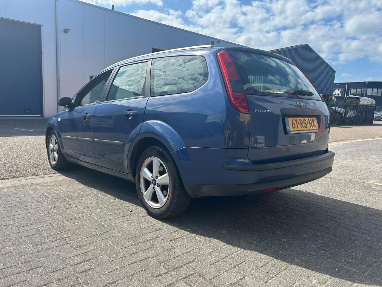 Ford Focus Wagon 1.6-16V Futura In de opties! APK Vol Jaar