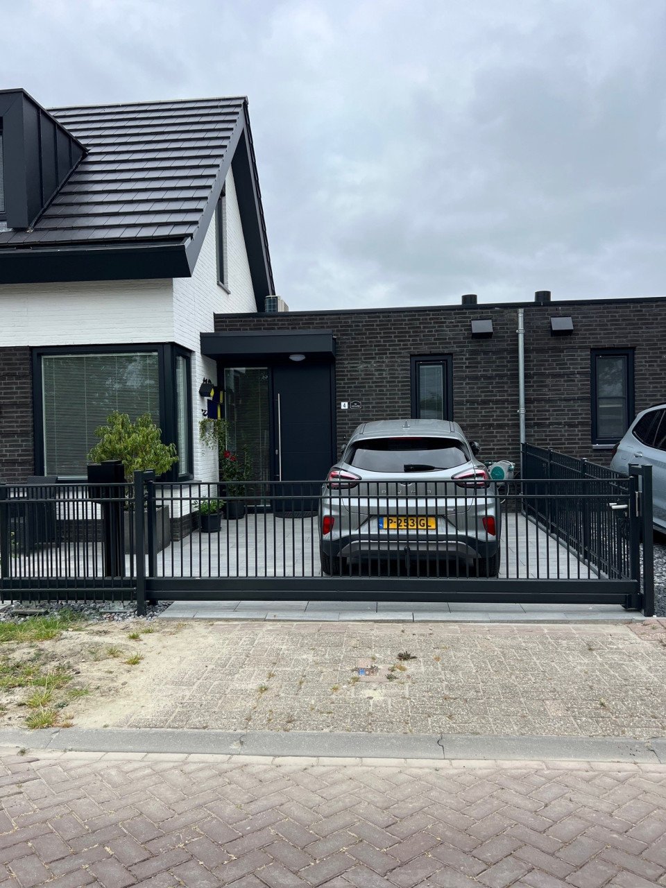 INRIJPOORTEN - TUINPOORTEN EN HEKWERKEN.