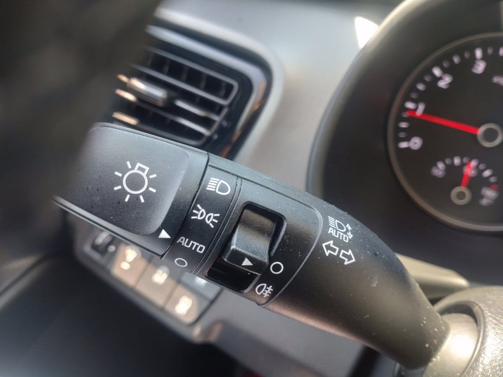 Kia Stonic 1.0 t-gdi mhev dynamic line | automaat
