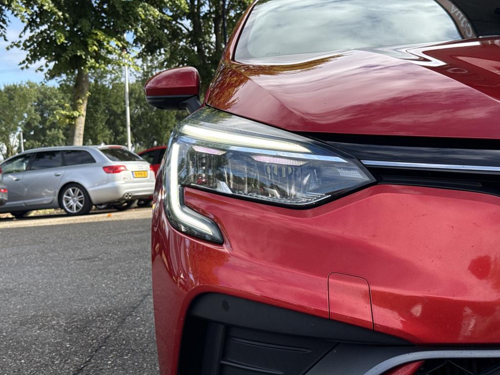 Renault Clio 1.0 tce r.s. line | nl-auto | camera | keyless | carplay | nav