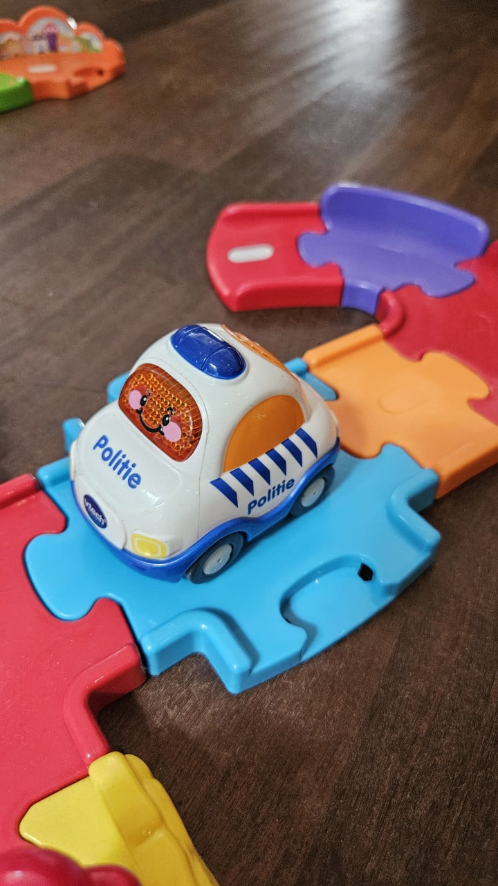 Toet toet auto Vtech