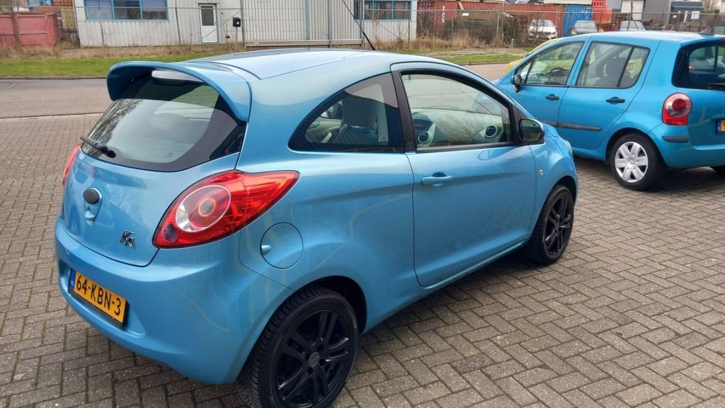 Ford Ka 1.2 Trend bj:2009 lm-velgen apk 2027 !!