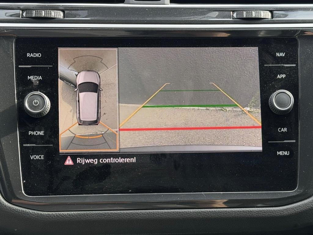 Volkswagen Tiguan 1.5 tsi act highline business r