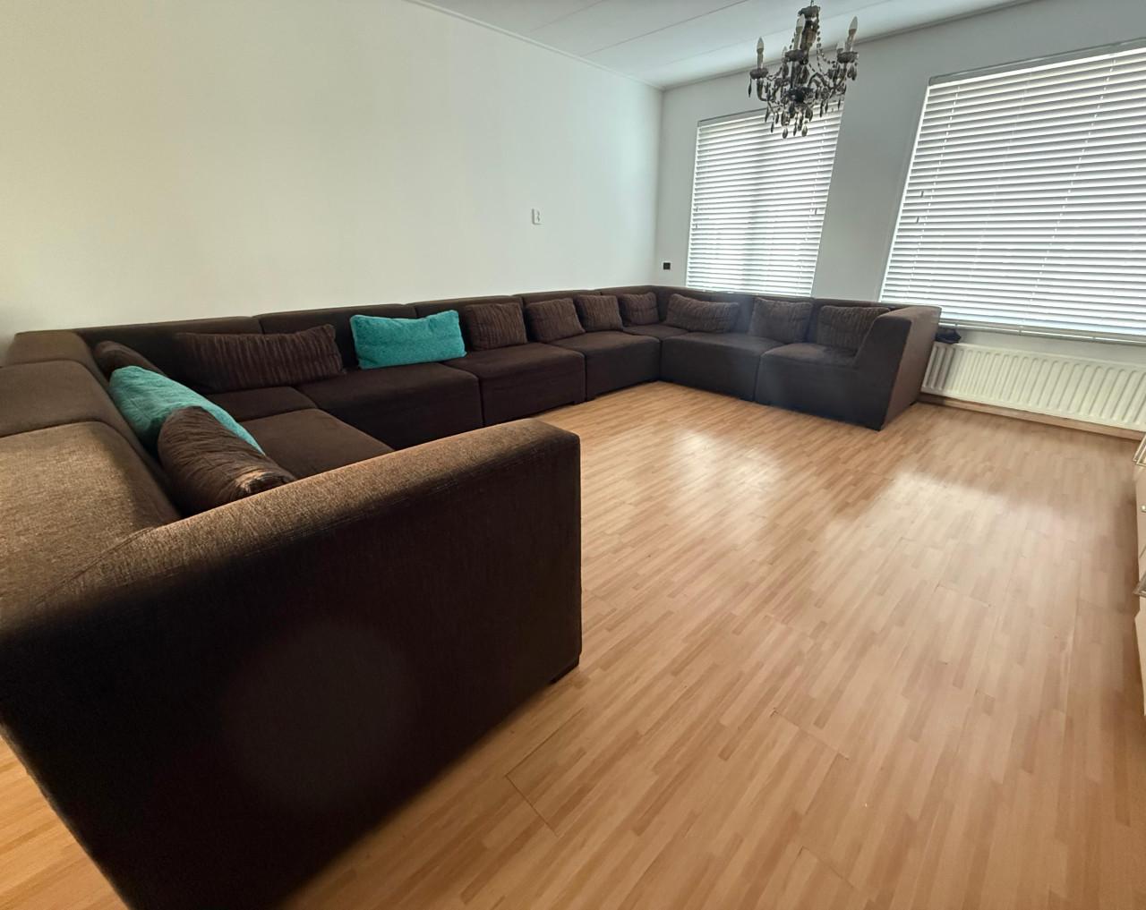 Mooie grote bank te koop