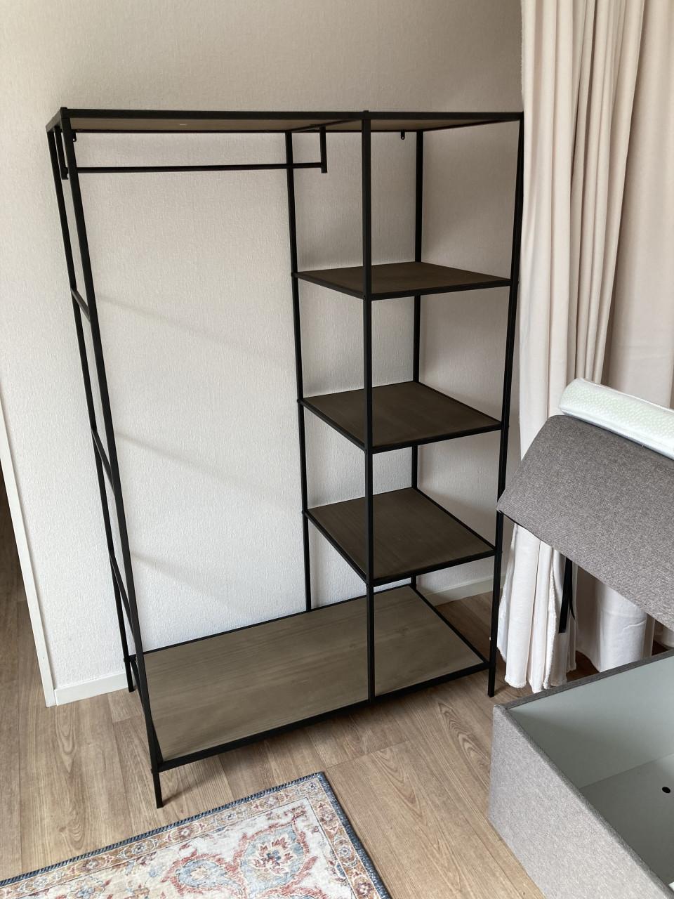 Kast