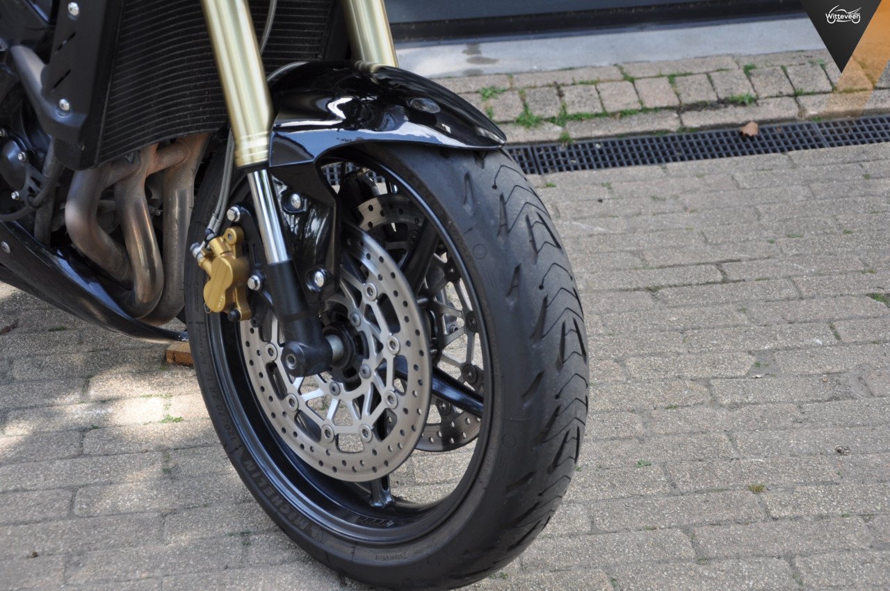 Triumph Street Triple 675, keurige motor