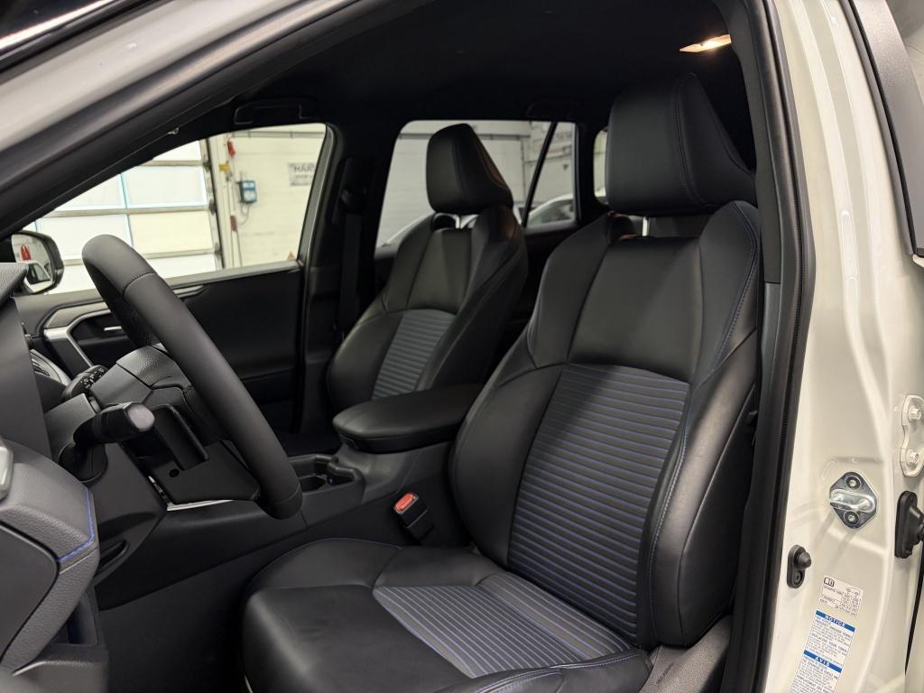 Toyota Rav4 2.5 hybrid awd bi-tone