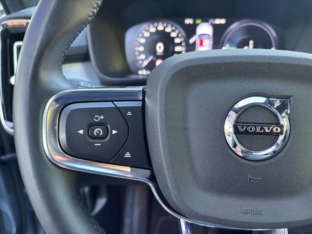 Volvo XC40 t4 plug-in hybrid 211pk aut core bright 20lm velgen| carplay|rij