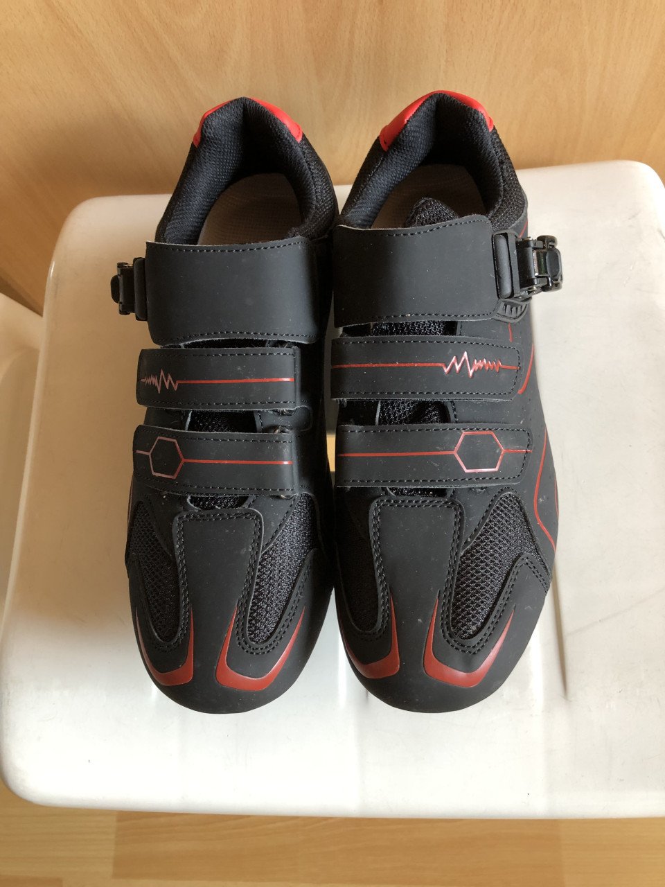 KOOPJE, nieuwe racefiets schoenen met SPD-SL plaatjes+extra schoenplaatjes.