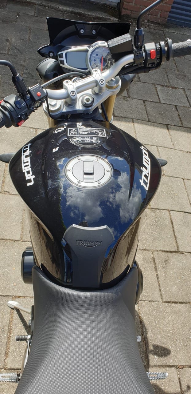 Triumph Street Triple 675