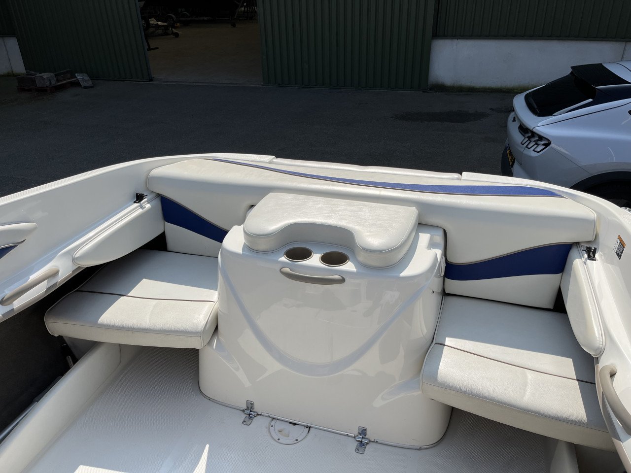 2004 Bayliner Cuddy CU602, 220 pk in perfecte staat, Incl Riba Trailer