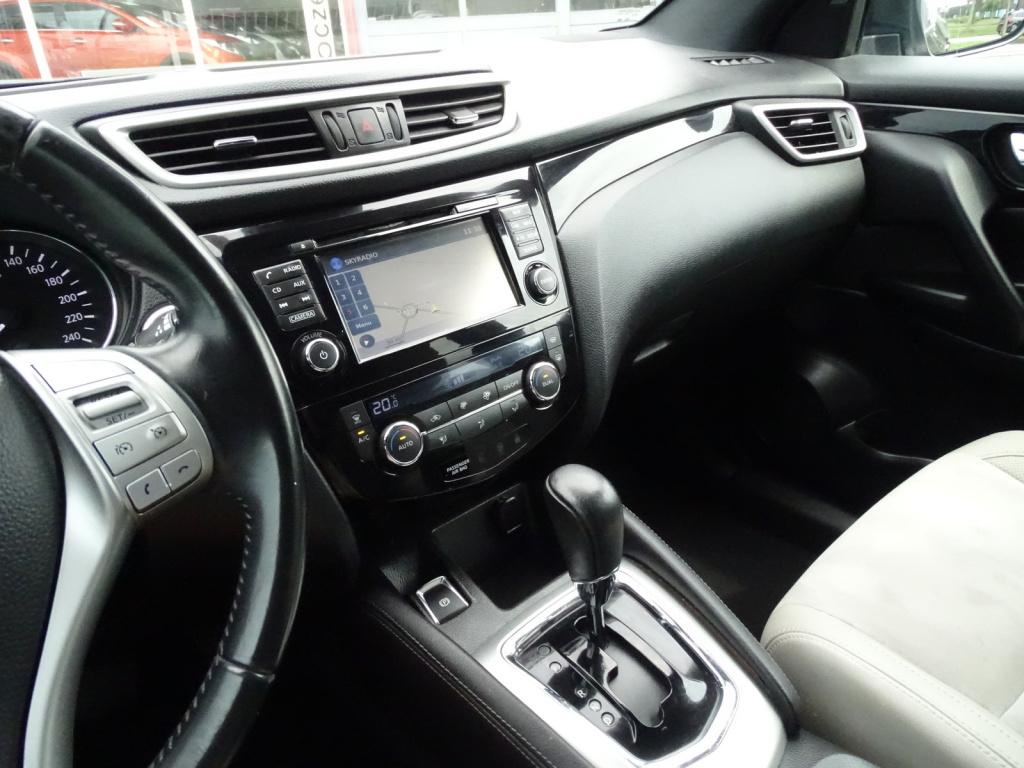 Nissan Qashqai 1.2 connect edition automaat | 360 camera | clima | bluetoot