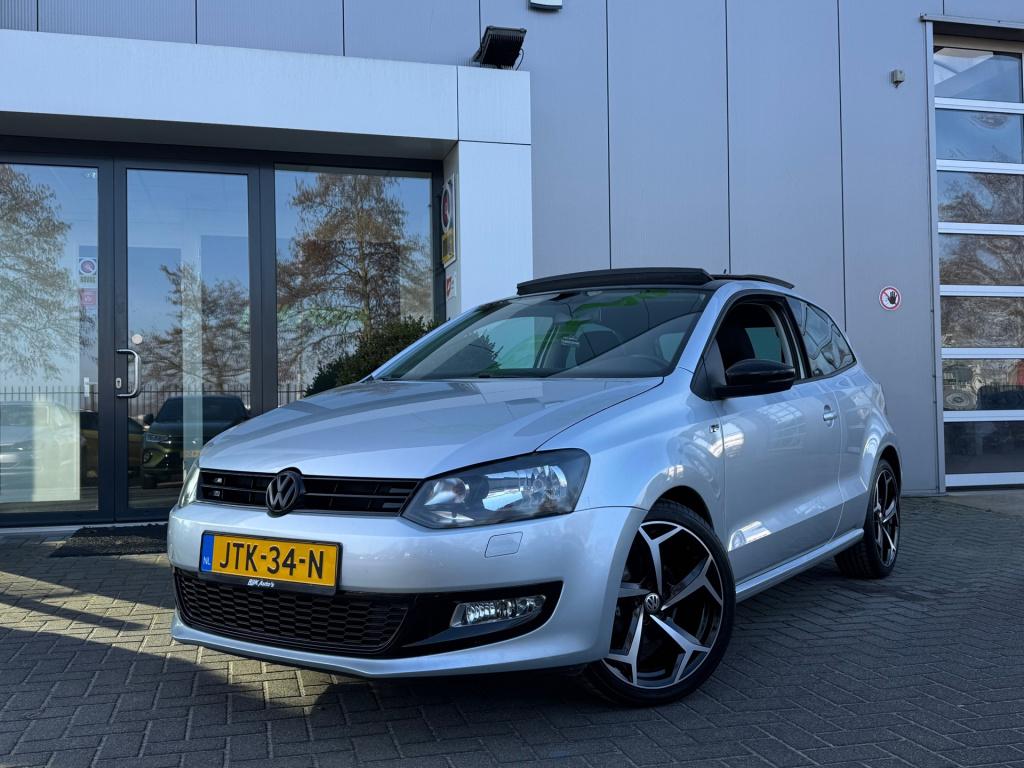 Volkswagen Polo 1.4-16v style * cruise control * panoramadak * carplay