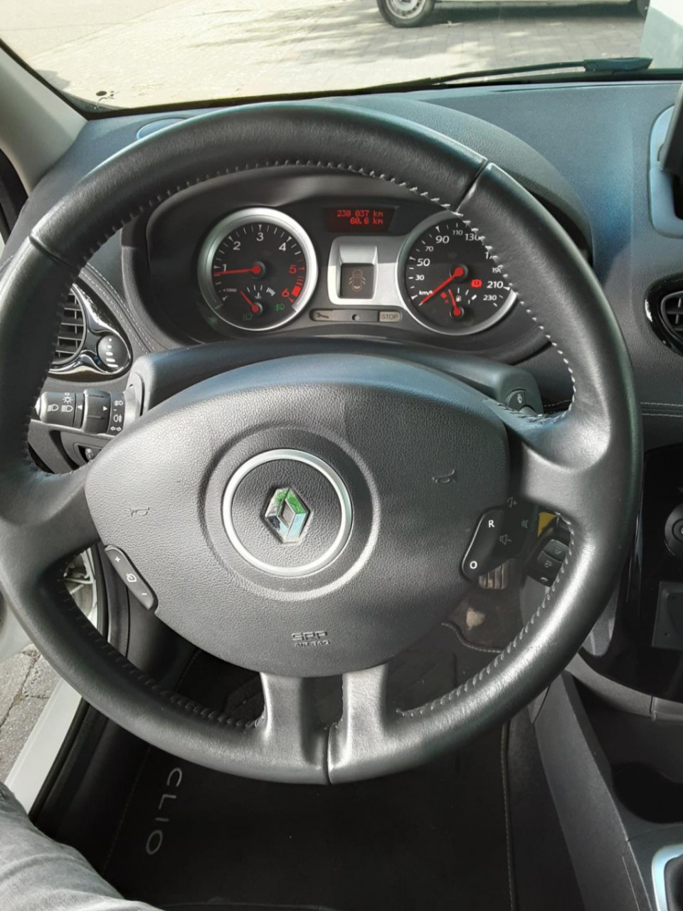 Renault Clio 1.5 dci night & day