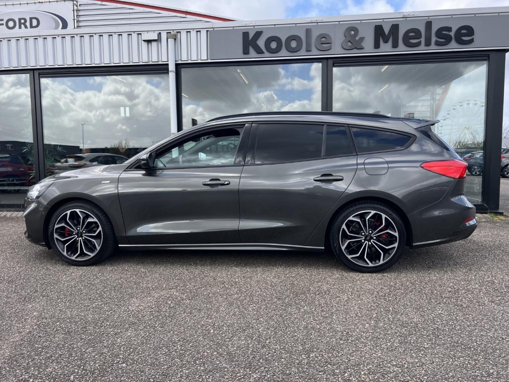 Ford Focus wagon 1.0 ecoboost 125pk st-line x , trekhaak , winterpakket