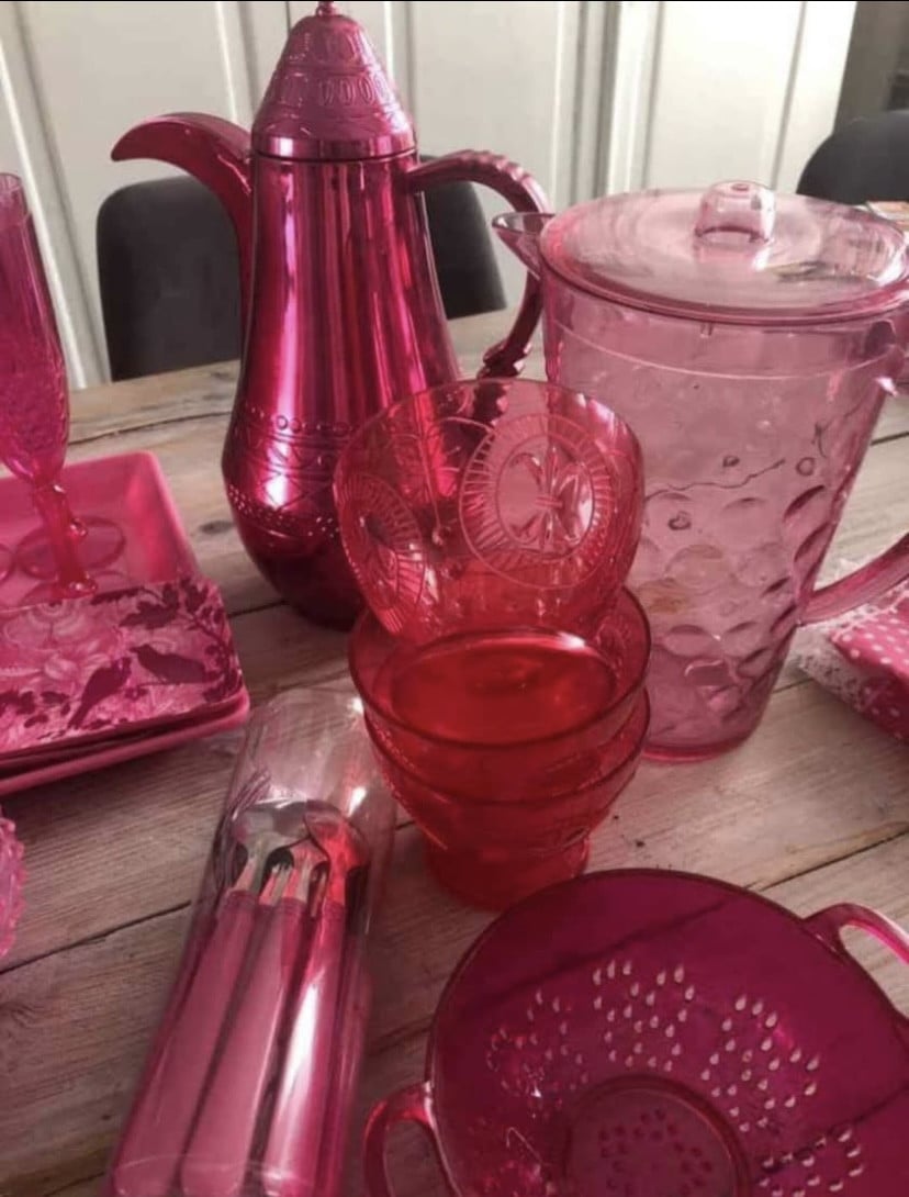 Uitgebreid plastic/melanine servies
