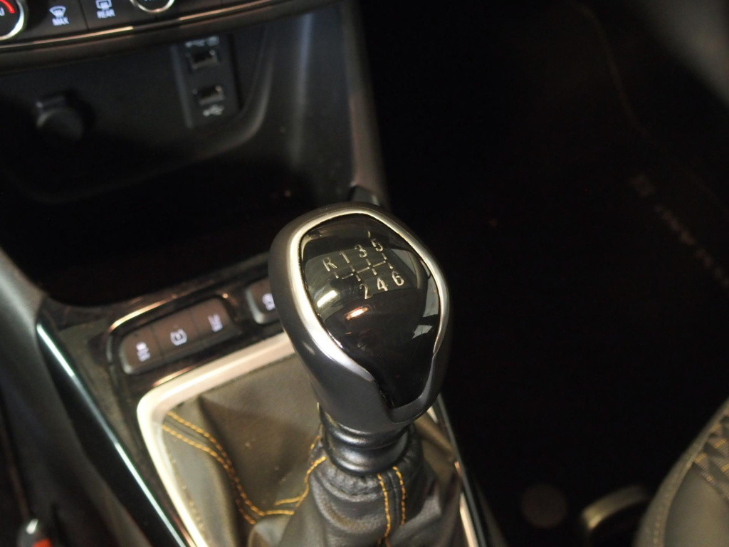 Opel Crossland X 1.2 turbo innovation nl auto, keyless, cruise, appconnect,
