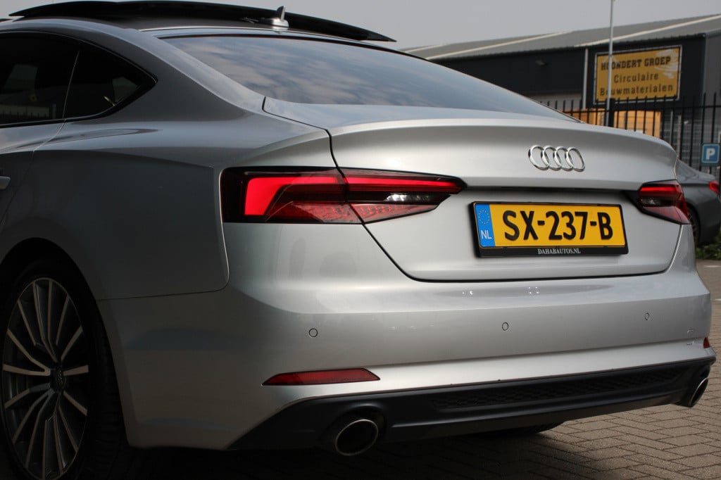 Audi A5 sportback 2.0 tfsi mhev sport s-line edition | pano. | 19'' | half 