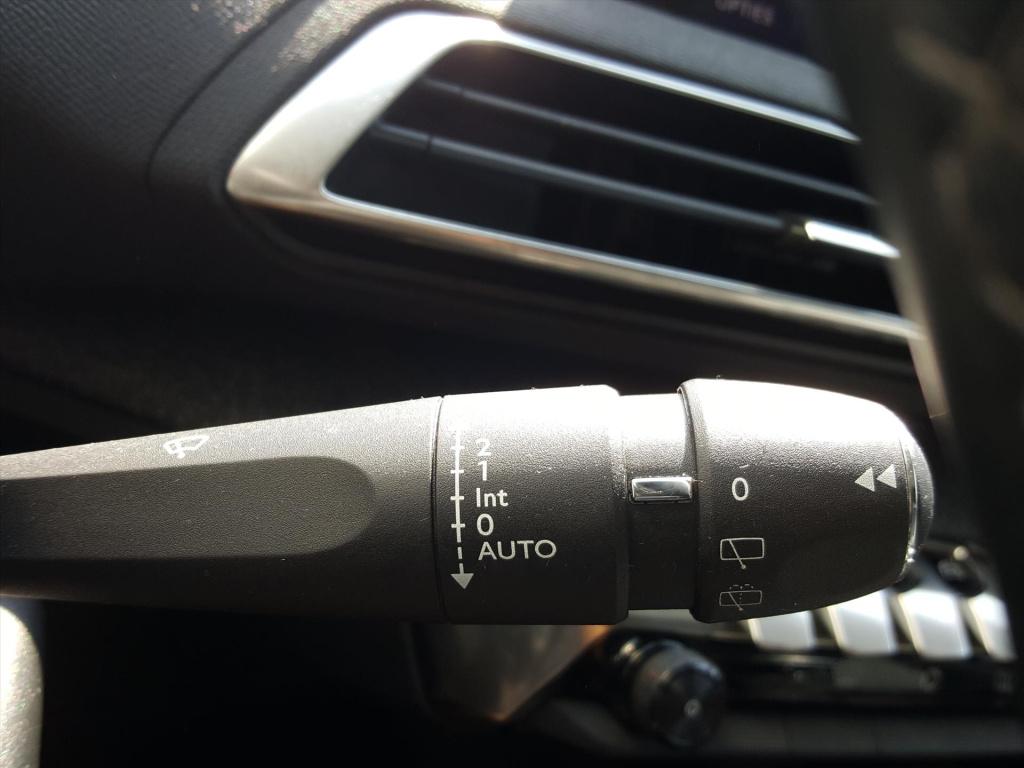 Peugeot 3008 1.2 pt 130pk s&s allure trekhaak | apple carplay & android aut