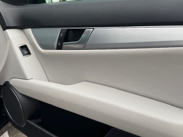 Mercedes-Benz C-Klasse 180 business class avantgarde l airco l tempomaat l 