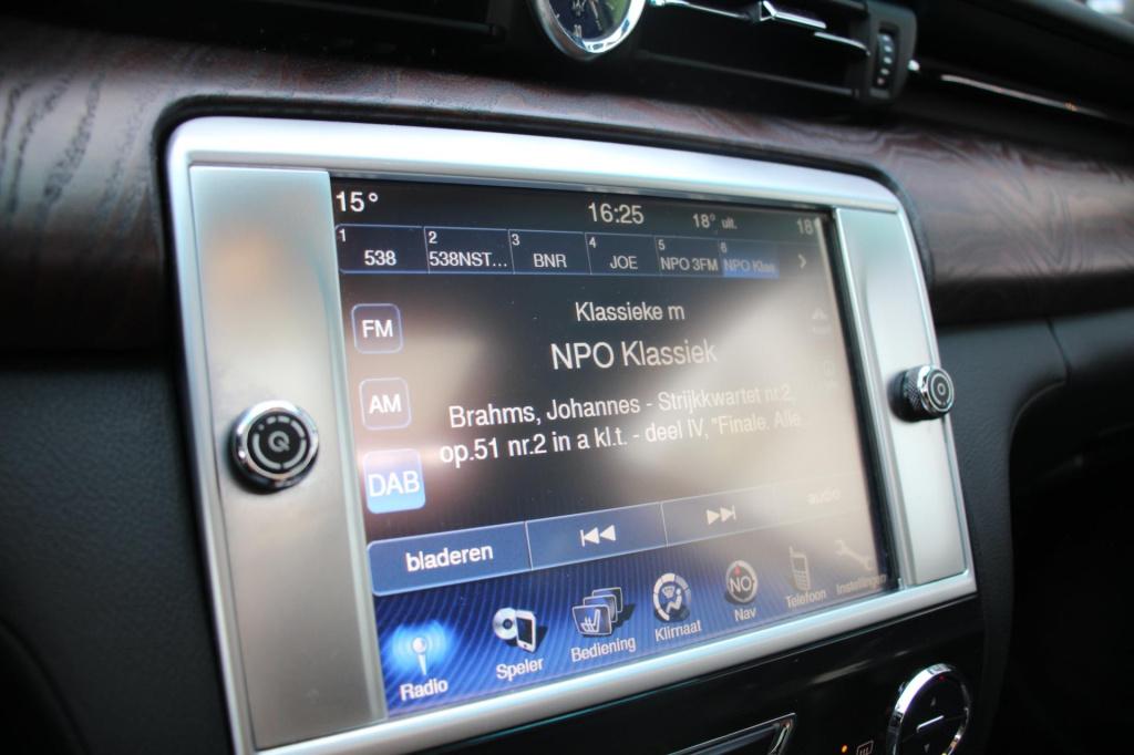 Maserati Quattroporte 3.0 s q4 411pk - leder - flippers - schuifkantel - na