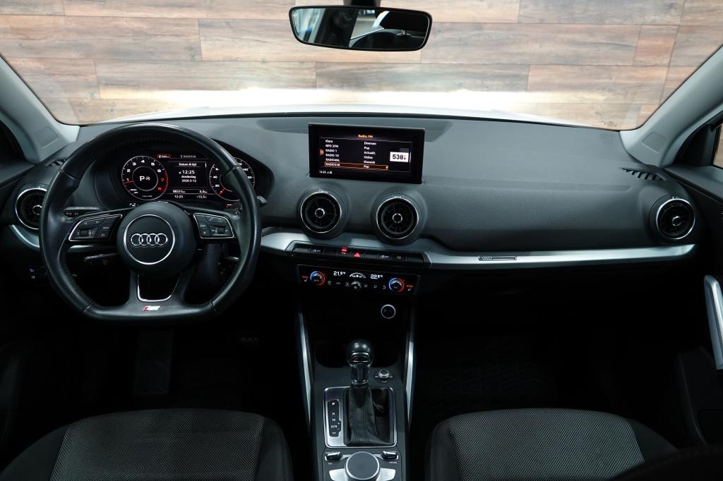 Audi Q2 1.4 tfsi | stoelverw. | pdc | 19" | camera |