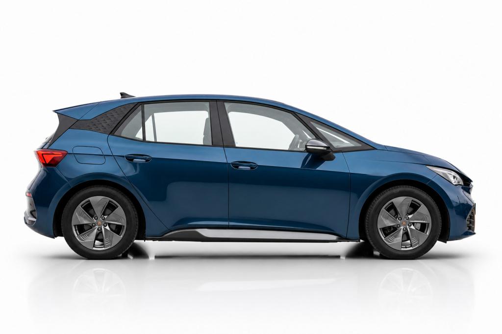 Cupra Born business one 62 kwh soh 91,6% | camera | acc | sfeerverlichting 