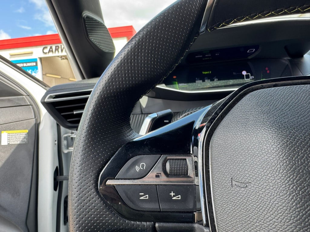 Peugeot 208 1.2 puretech gt