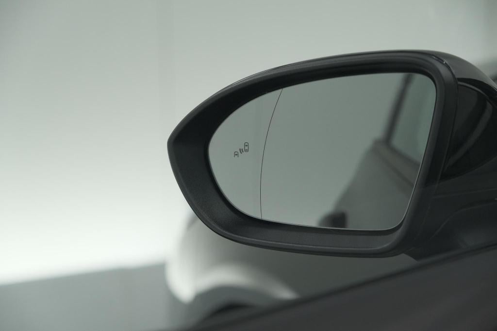 Opel Astra 130 business elegance | schuif-/kanteldak | camera | stoelventil