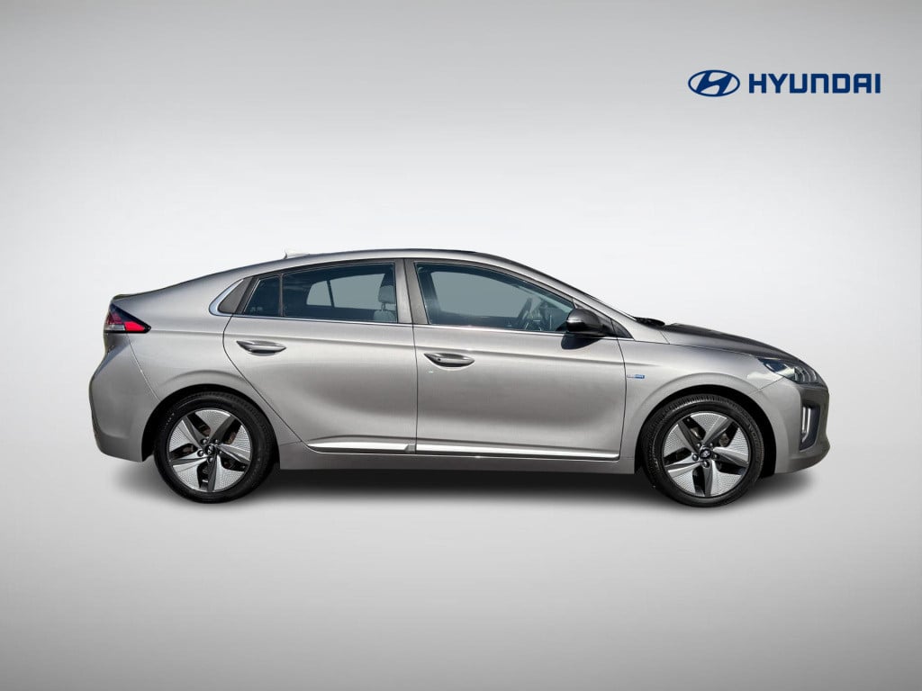 Hyundai Ioniq 1.6 gdi comfort - plus | navigatie | camera | apple carplay/a