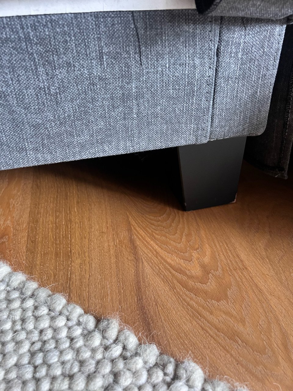 Bankstel + fauteuil + hocker