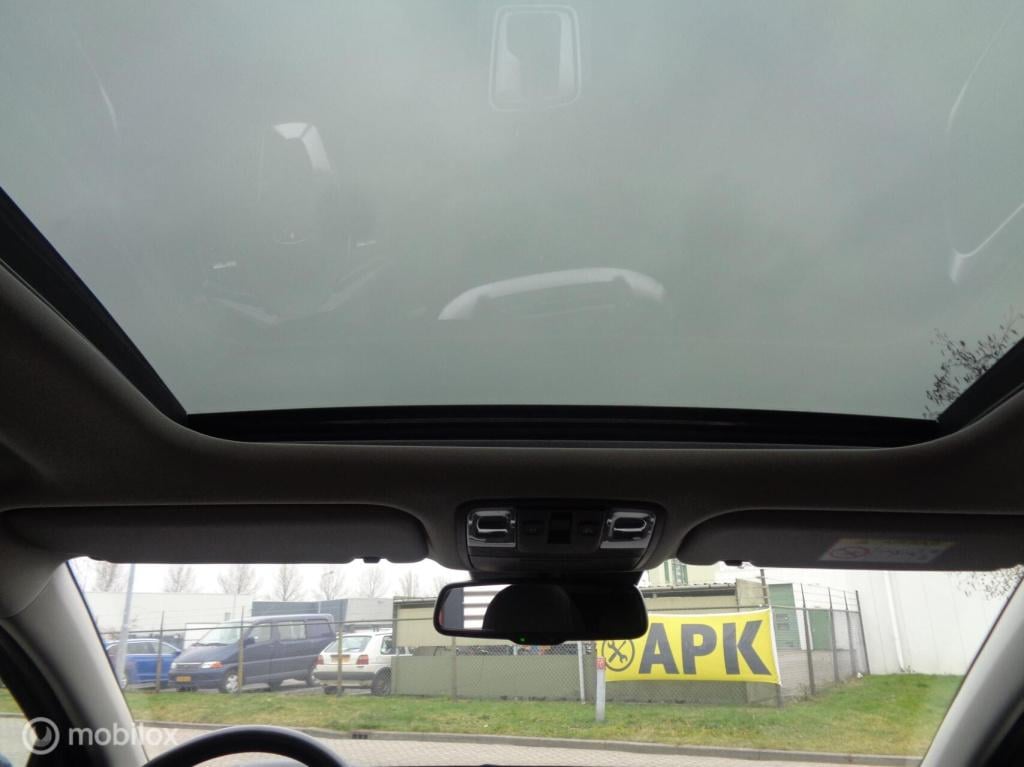 Kia Xceed 1.4 t-gdi executive/automaat/navi/panoramadak/half leer/18''lm/tr